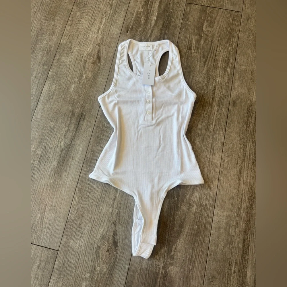 ClYQUE White Ribbed Bodysuit - Picture 4 of 13